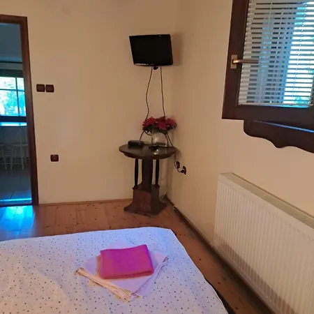 Salas Dordevic Pensionat 3*